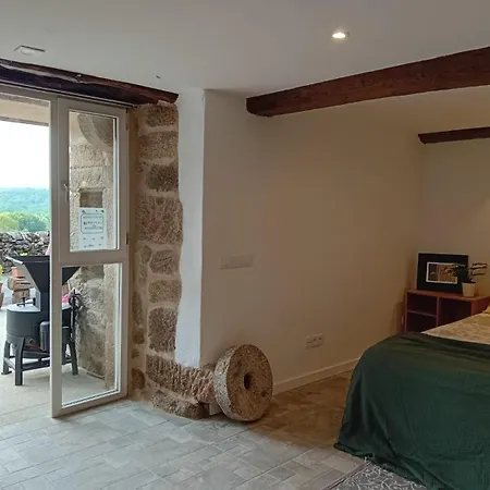 شقة Hermoso A Estrenar En El Corazon De La Ribeira Sacra Celeiros